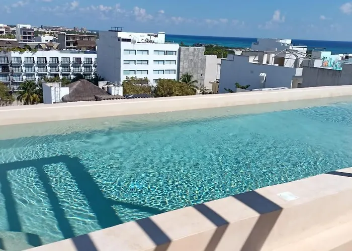 Rooftop Pool & Ocean Views Near 5th Ave * Playa del Carmen